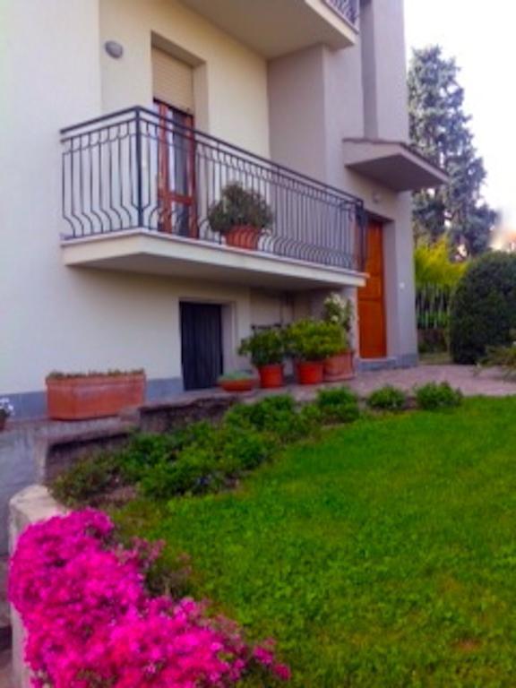 דירות Besana in Brianza Brianza Relax מראה חיצוני תמונה
